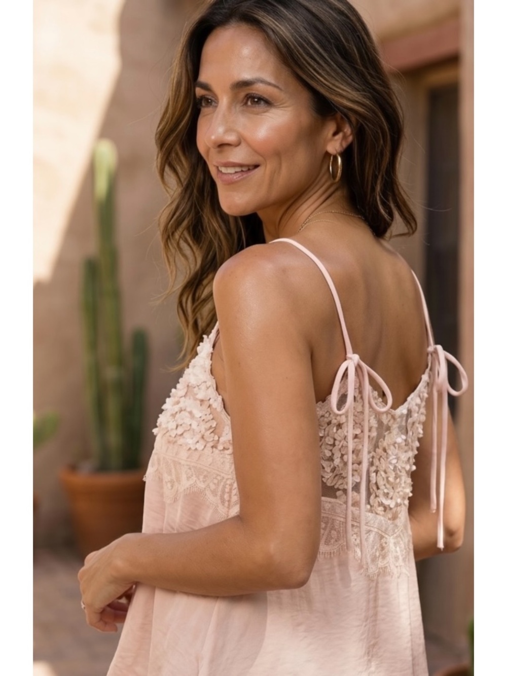 POL Blush 3D Floral Lace Spaghetti Strap Cami Top - Picture 3 of 6